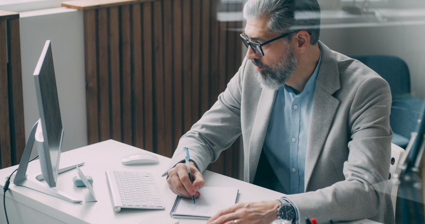 Advisor reviewing claim valuation documents
